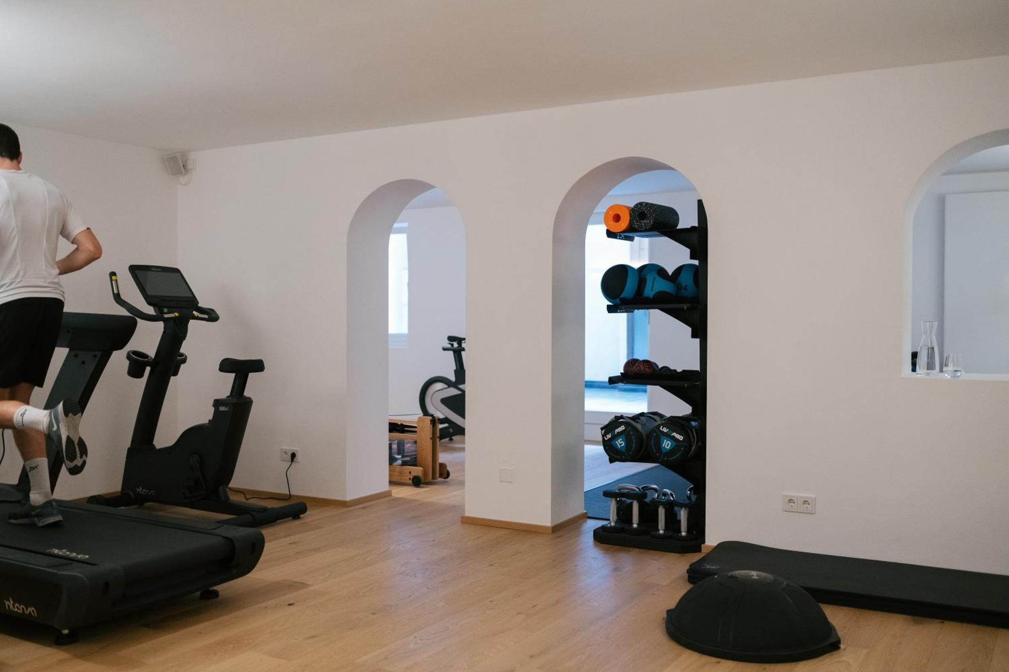 Fronza - Your Hike & Mountain Lutago